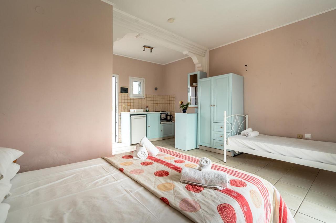 Helena Inn Svoronata Dış mekan fotoğraf