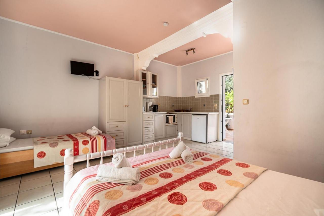 Helena Inn Svoronata Dış mekan fotoğraf